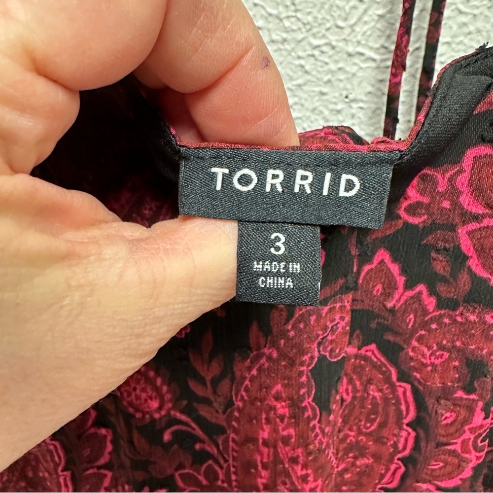 Torrid black and red paisley chiffon dress - Picture 9 of 10